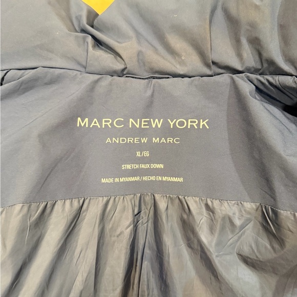 Quilted Blue womens Jacket with Faux Fur Trim size xl, color dark blue preowned - Picture 7 of 10